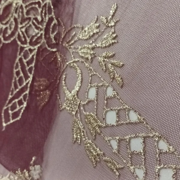 TULLE BORDER LUREX EMBROIDERY ON MAROON