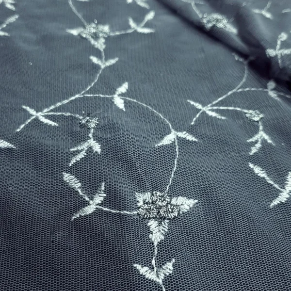 TULLE EMBROIDERY SMALL FLORAL GREY