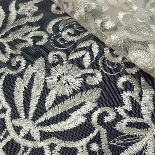TULLE HEAVY BRIDAL EMBROIDERY CREAM